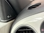 Volkswagen Beetle 1.2 TSI Sport (NAVIGATIE, CLIMATE, PARKEERSENSOREN, KEYLESS START, GETINT GLAS, SPORTSTOELEN, LM VELGEN, CRUISE, NIEUWE APK, NIEUWSTAAT)