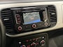 Volkswagen Beetle 1.2 TSI Sport (NAVIGATIE, CLIMATE, PARKEERSENSOREN, KEYLESS START, GETINT GLAS, SPORTSTOELEN, LM VELGEN, CRUISE, NIEUWE APK, NIEUWSTAAT)
