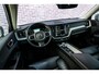 Volvo XC60 2.0 T8 Twin Engine AWD Inscription | Panorama dak | Trekhaak | Head-up display | 360° camera | Harman & Kardon | Adaptieve cruise control |
