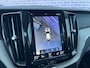 Volvo XC60 2.0 T8 Twin Engine AWD Inscription | Panorama dak | Trekhaak | Head-up display | 360° camera | Harman & Kardon | Adaptieve cruise control |