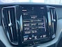 Volvo XC60 2.0 T8 Twin Engine AWD Inscription | Panorama dak | Trekhaak | Head-up display | 360° camera | Harman & Kardon | Adaptieve cruise control |