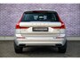 Volvo XC60 2.0 T8 Twin Engine AWD Inscription | Panorama dak | Trekhaak | Head-up display | 360° camera | Harman & Kardon | Adaptieve cruise control |