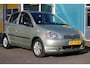 Toyota Yaris 1.3-16V VVT-i Luna Nieuwe Apk. Orginele km stand.