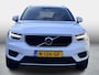 Volvo XC40 2.0 T4 / Elektrische Trekhaak / Stoelverwarming / 360° Camera / Cruise control / Navigatie / Keyless / Leder / Full LED / 1e Eigenaar /