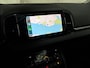 Skoda Karoq 1.0 TSI Sport Automaat (PANORAMADAK, APPLE CARPLAY, GROOT NAVI, CLIMATE, CAMERA, STOELVERWARMING, SPORTSTOELEN, GETINT GLAS, ADAPTIVE CRUISE, NIEUWE APK, NIEUWSTAAT)