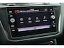 Volkswagen Tiguan 1.4 TSI eHybrid 245pk R-Line Business Trekhaak Camera Virtual Cockpit Stoelverwarming Panoramadak Navigatie