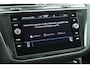Volkswagen Tiguan 1.4 TSI eHybrid 245pk R-Line Business Trekhaak Camera Virtual Cockpit Stoelverwarming Panoramadak Navigatie