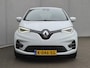 Renault Zoe R135 Intens 52 kWh Automaat / Dealer onderhouden / Koop Accu SoH 95,54 % / NL auto / Batterijgarantie 8jaar / CCS snelladen / Navigatie / Achteruitrijcamera / Stuur- en stoelverwarming / Dode hoek detectie / Apple Carplay Android / 16" LM wielen /