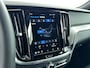 Volvo V60 T6 Recharge Plus Dark | 18" | Sporstoelen | Trekhaak | 360 Camera  Harman Kardon | Adaptieve Cruise | BLIS