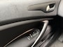 Citroën C5 1.6 THP Sport 156Pk (NAVIGATIE, CLIMATE, PARKEERSENSOREN, SPORTSTOELEN, LM VELGEN, CRUISE, NIEUWE APK, NIEUWSTAAT)