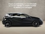 Mercedes-Benz A-klasse 180 Sport (NAVIGATIE, BLACK PACK, LEDER, GETINT GLAS, ZWART HEMEL, SPORTSTOELEN, PARKEERSENSOREN, CRUISE, NIEUWE APK, NIEUWSTAAT)