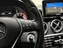 Mercedes-Benz A-klasse 180 Sport (NAVIGATIE, BLACK PACK, LEDER, GETINT GLAS, ZWART HEMEL, SPORTSTOELEN, PARKEERSENSOREN, CRUISE, NIEUWE APK, NIEUWSTAAT)
