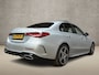 Mercedes-Benz C-klasse 300 e AMG Line 279Pk Automaat (PANORAMADAK, APPLE CARPLAY, GROOT NAVI, BURMESTER, CAMERA, SPORTSTOELEN, SFEERVERLICHTING, STOELVERWARMING, NIEUWSTAAT)