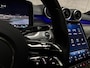Mercedes-Benz C-klasse 300 e AMG Line 279Pk Automaat (PANORAMADAK, APPLE CARPLAY, GROOT NAVI, BURMESTER, CAMERA, SPORTSTOELEN, SFEERVERLICHTING, STOELVERWARMING, NIEUWSTAAT)