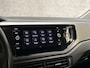 Volkswagen Polo 1.0 TSI Sportline Automaat (APPLE CARPLAY, GROOT NAVI, CLIMATE, CAMERA, STOELVERWARMING, SPORTSTOELEN, LM VELGEN, PARKEERSENSOREN, ADAPTIVE CRUISE, NIEUWSTAAT)
