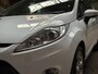 Ford Fiesta 1.25 Titanium (5 DEURS, CLIMATE, SPORTSTOELEN, PARKEERSENSOREN, CRUISE, NIEUWE APK, ELEK RAMEN, NIEUWSTAAT)
