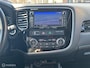 Mitsubishi Outlander 2.0 PHEV instyle+|LEER|DVD in hoofdsteun