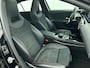 Mercedes-Benz A-klasse 220 Premium Plus AMG-Line(Goed OnderH, Panorama, Carplay, Stoelen, StoelV, Navi, Etc)