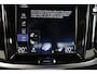 Volvo S60 2.0 T5 Intro Edition R-Design | Polestar Engineered | Panodak | Adaptive Cruise | Harman Kardon | Trekhaak Elektr | Elektr Stoelen + Mem | 20 inch Velgen