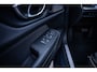 Volvo V60 2.0 T6 350pk Plug-in hybrid AWD Plus Dark|Pano|H&K|Elek-trekhaak|360°|NL-auto|Dealer-onderhouden