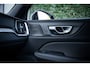 Volvo V60 2.0 T6 350pk Plug-in hybrid AWD Plus Dark|Pano|H&K|Elek-trekhaak|360°|NL-auto|Dealer-onderhouden