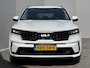 Kia Sorento 1.6 T-GDI Plug-in Hybrid 4WD DynamicPlusLine 5p. / Automaat / Fabrieksgarantie tot 12-2029 / Dealer onderhouden / 1.500 kg Afneembare trekhaak / EAER 61 km stad 69km / Leder / Navigatie / Adapt. CC / BOSE / Rondom Zicht Camera / Apple Carplay/Android / elektr. Achterklep /