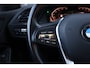 BMW 1-Serie 116i Sportline Automaat | Adaptieve Cruise Control | Live Cockpit | Sportstoelen | Half Leer | Apple Carplay / Android Auto | Parkeersensoren | Sport Line