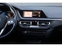 BMW 1-Serie 116i Sportline Automaat | Adaptieve Cruise Control | Live Cockpit | Sportstoelen | Half Leer | Apple Carplay / Android Auto | Parkeersensoren | Sport Line