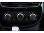 Renault Clio 0.9 TCe Limited / Van 1e eigenaar / Navigatie / Multimedia systeem / Parkeersensoren / Camera / Trekhaak / enz.