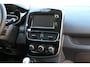 Renault Clio 0.9 TCe Limited / Van 1e eigenaar / Navigatie / Multimedia systeem / Parkeersensoren / Camera / Trekhaak / enz.