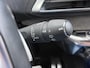 Peugeot 3008 1.6 HYbrid 225 GT VAN: 24.900,- VOOR: 22.440,- UW WKVOORDEEL: 2.460,- | ACC INCL. STOP&GO-FUNCTIE | MEMORY SEAT | ALCANTARA | ELEKTRISCHE KOFFERBAK | 19 INCH | FOCAL AUDIO | STOELVERWARMING | RIJKLAAR GELEVERD MET 12 MND BOVAG GARANTIE