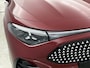 Mercedes-Benz CLA 200 Business Solution AMG 58 kWh | Nightpakket | Smartphone integratie | Vast panoramadak | Warmtepomp | Adaptieve cruisecontrol | Sfeerverlichting | Antidiefstal pakket | Stoelverwarming |