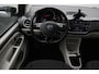 Volkswagen Up! 1.0 BMT move up! 2017 NAP | Camera | Cruise control | Bluetooth | Climate control | Dealer onderhouden | 2 Sleutels | Lichtsensor | Parkeersensoren