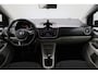 Volkswagen Up! 1.0 BMT move up! 2017 NAP | Camera | Cruise control | Bluetooth | Climate control | Dealer onderhouden | 2 Sleutels | Lichtsensor | Parkeersensoren