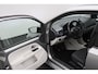 Volkswagen Up! 1.0 BMT move up! 2017 NAP | Camera | Cruise control | Bluetooth | Climate control | Dealer onderhouden | 2 Sleutels | Lichtsensor | Parkeersensoren