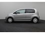 Volkswagen Up! 1.0 BMT move up! 2017 NAP | Camera | Cruise control | Bluetooth | Climate control | Dealer onderhouden | 2 Sleutels | Lichtsensor | Parkeersensoren
