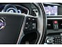 Volvo V40 2.0 D4 R-Design / Bi-Xenon / Navi / Cruisecontrol / Cam