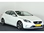 Volvo V40 2.0 D4 R-Design / Bi-Xenon / Navi / Cruisecontrol / Cam
