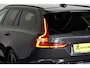 Volvo V60 2.0 T8 Plug-in hybrid AWD Plus Dark / LED / Pilot assist / Harmankardon / CarPlay