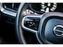 Volvo V60 2.0 T8 Recharge AWD R-Design | Plug-in Hybrid (PHEV) | Panoramadak | Harman Kardon Audio | Achteruitrijcamera | Parkeersensoren | Keyless Entry | Elektrische Achterklep | Navigatie | Apple Carplay | Android Auto