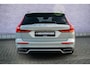 Volvo V60 2.0 T8 Recharge AWD R-Design | Plug-in Hybrid (PHEV) | Panoramadak | Harman Kardon Audio | Achteruitrijcamera | Parkeersensoren | Keyless Entry | Elektrische Achterklep | Navigatie | Apple Carplay | Android Auto