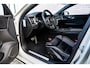 Volvo V60 2.0 T8 Recharge AWD R-Design | Plug-in Hybrid (PHEV) | Panoramadak | Harman Kardon Audio | Achteruitrijcamera | Parkeersensoren | Keyless Entry | Elektrische Achterklep | Navigatie | Apple Carplay | Android Auto