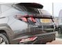 Hyundai Tucson 1.6 T-GDi HEV 230PK COMFORT Navi carplay | Cruise | Camera | Clima | Privacy Glas | 17 Inch Lm |