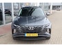 Hyundai Tucson 1.6 T-GDi HEV 230PK COMFORT Navi carplay | Cruise | Camera | Clima | Privacy Glas | 17 Inch Lm |