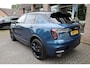 Lynk & Co 01 1.5 MY23! 6.6Kwh BLACKLINE! ZWARTE-HEMEL ROLHOES 360-CAMERA PANO/SCHUIF INFINITY DAB NAVI CARPLAY STOELVERWARMING ELEK.ACHTERKLEP 20"LMV