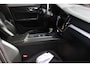 Volvo V60 2.0 T5 Momentum Navigatie/Parkeersensor/Half-Leer/18"inch lmv