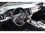 Volvo V60 2.0 T5 Momentum Navigatie/Parkeersensor/Half-Leer/18"inch lmv