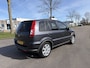 Ford Fusion 1.4-16V Futura Plus 81 PK. Prachtige auto van de tweede eigenaar !!! Slechts 84.000 KM !!