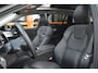 Volvo V60 T6 Hybride Ultimate Dark Long Range | Bowers & Wilkins | Head-Up Display | Panoramadak | Stoel + Stuur Verwarmd |