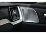 Volvo V60 T6 Hybride Ultimate Dark Long Range | Bowers & Wilkins | Head-Up Display | Panoramadak | Stoel + Stuur Verwarmd |
